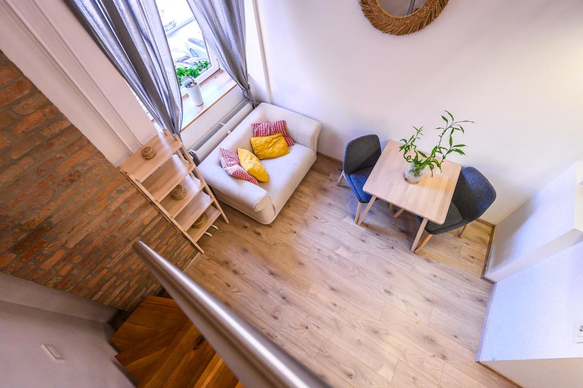 The Modern Loft Apartment