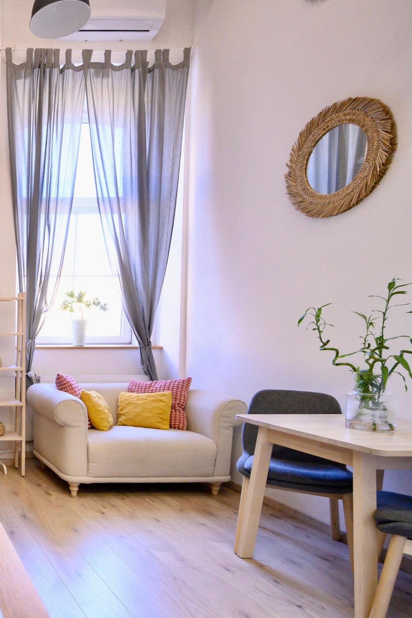 The Modern Loft Apartma